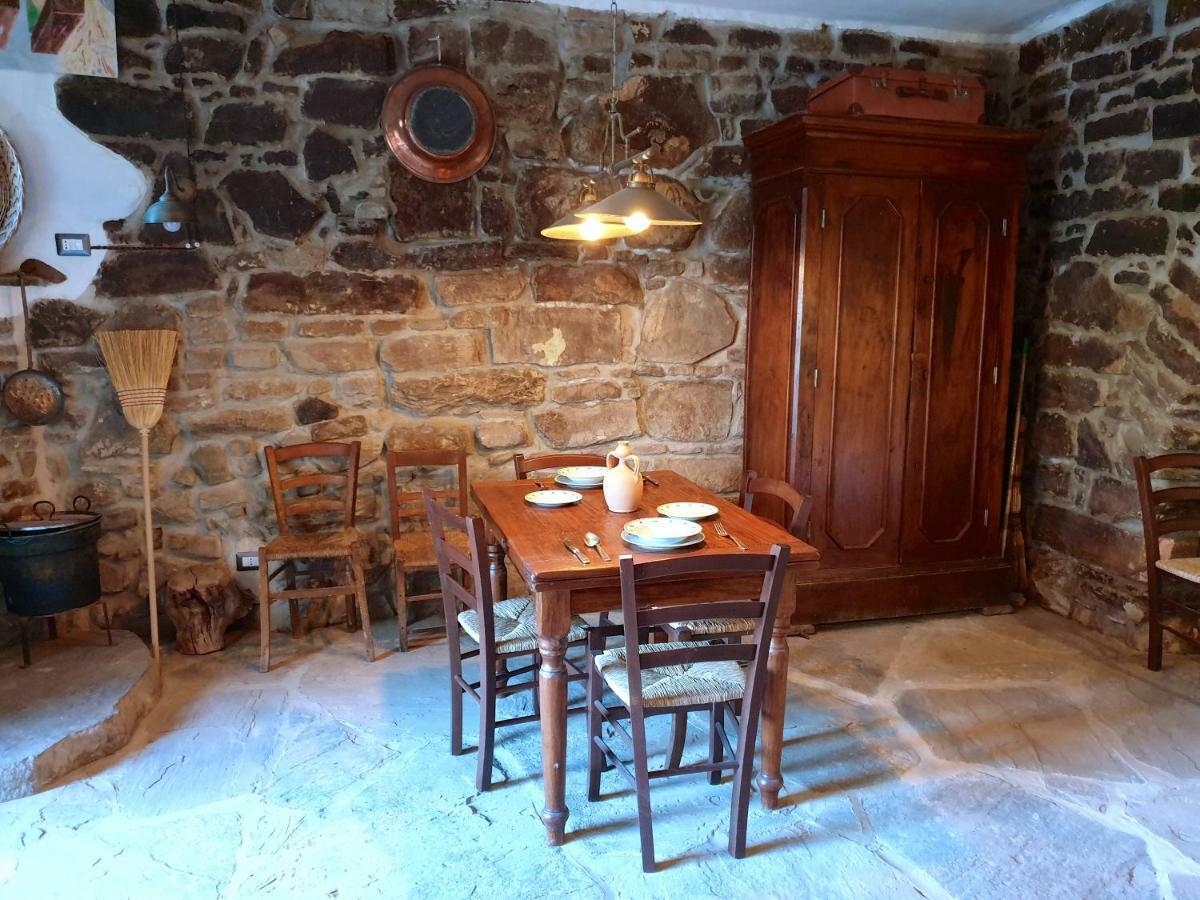 Casa Contadina Lägenhet Castelmezzano Exteriör bild